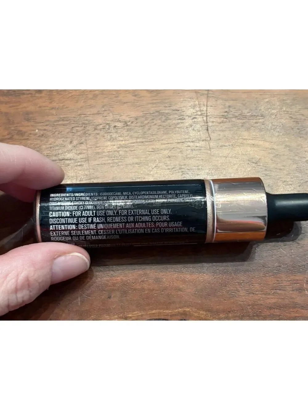 Revolution Liquid Highlighter Champagne